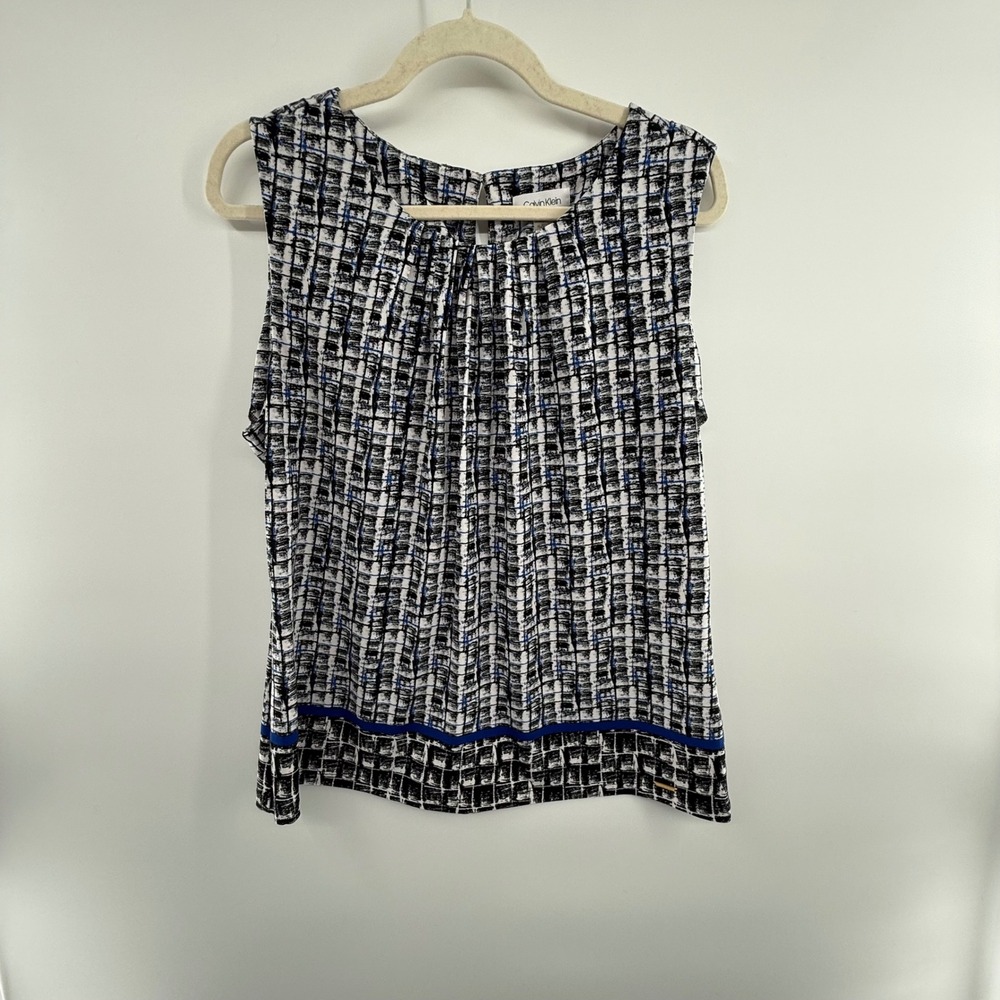 Calvin Klein XL Sleeveless Blouse Black White Blue‎ Abstract Pleated Career Top
